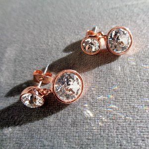 Mestige Drop Earrings with Swarovski Crystals (Rose Gold)